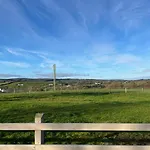 Bed & Breakfast Bragan Mountain View *